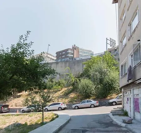 Duykal House
